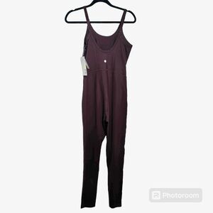 Z By Zella Burgundy Fitted Athletic Jumpsuit Size Medium NWT